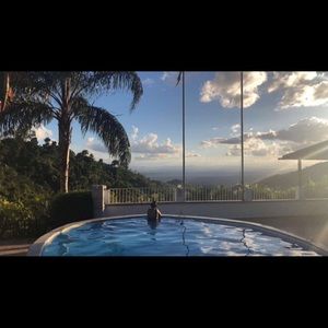 Meet your Posher, Eileen